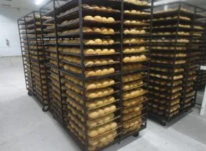 Estoque Delamarie - Distribuição para mercados e food service Estoque de pães Delamarie